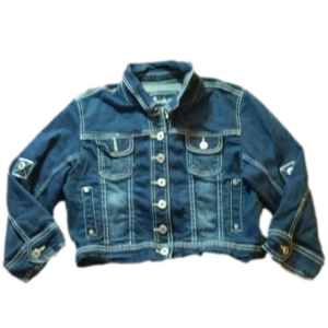 Amethyst jean jacket size Medium EXCELLENT preworn condition